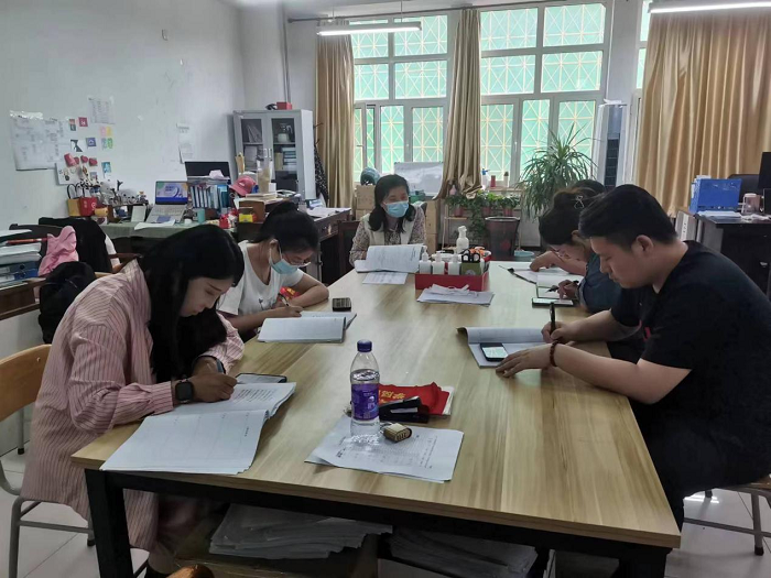 图片2.png 图片2.png